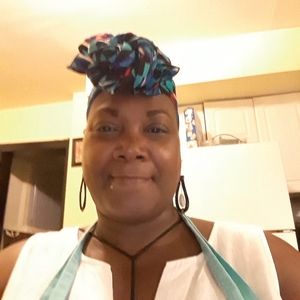 Meet your Posher, Robin